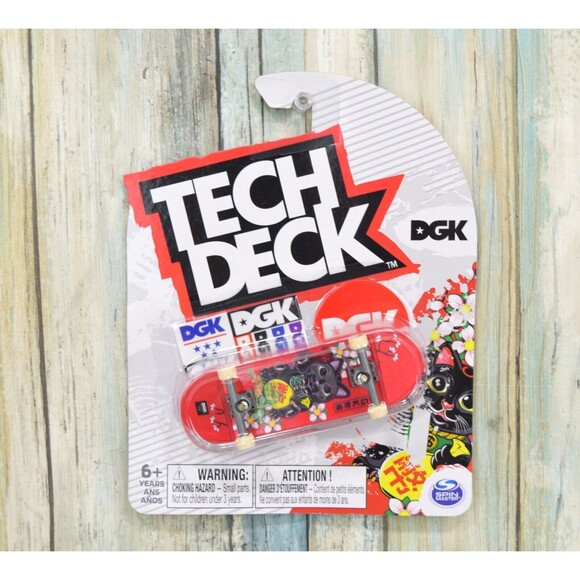 Tech Deck DGK Ultra Rare Holographic Skull Cat FingerBoard Skateboard - Picture 1 of 6